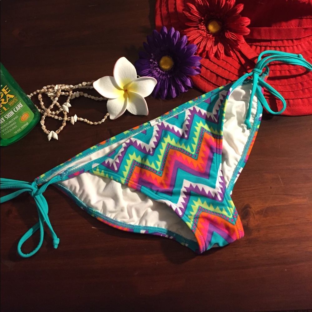 Zigzag Bikini Bottoms